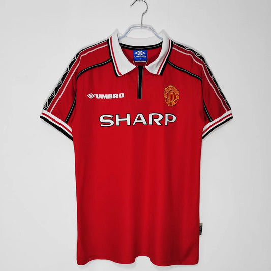 Manchester United 1998/99 Home Kit