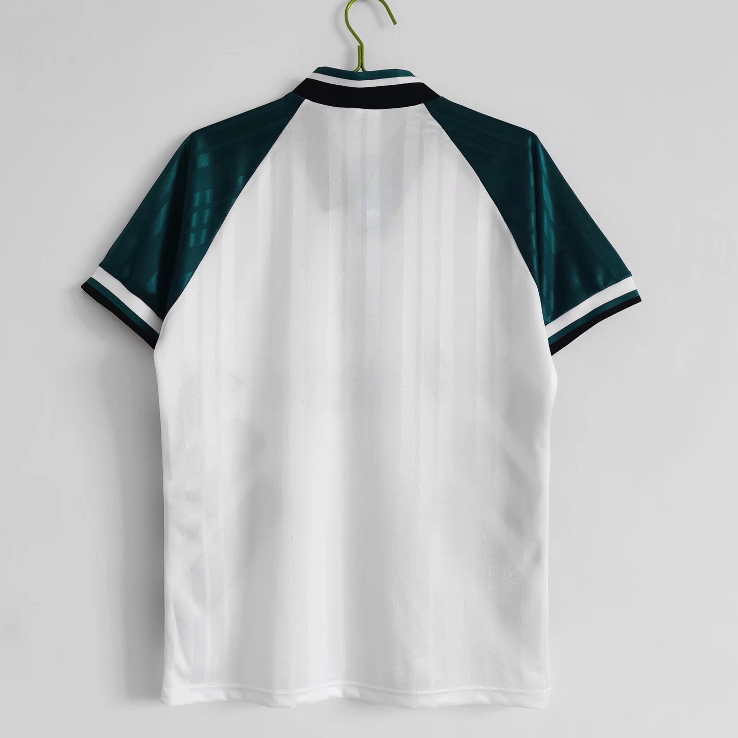Liverpool 1993/95 Away Kit