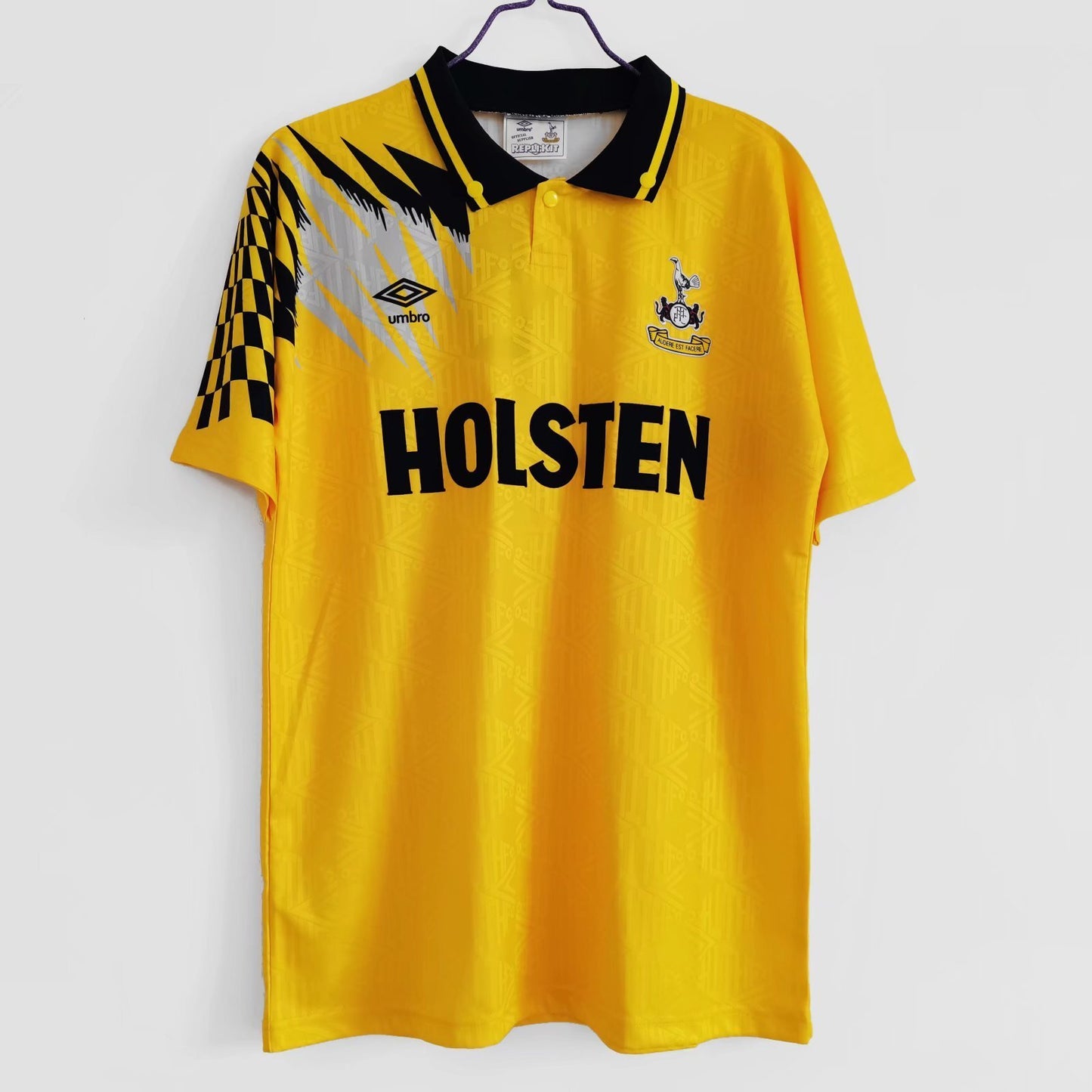 Tottenham Hotspurs 1992/94 Away Kit
