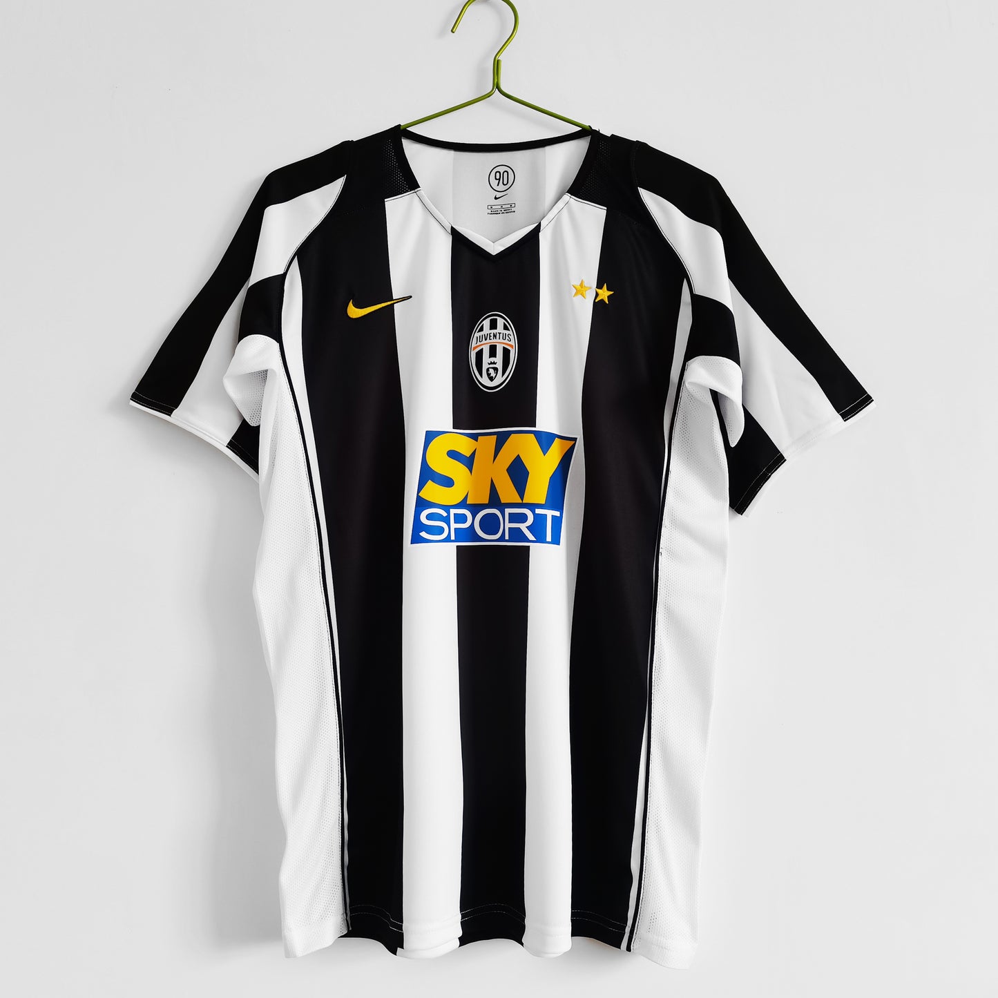 Juventus 2004/05 Home Kit