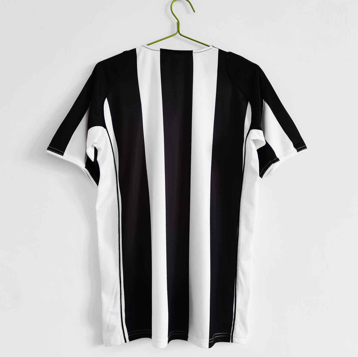 Juventus 2004/05 Home Kit