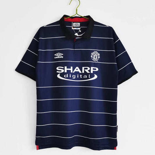 Manchester United 1999/00 Away Kit