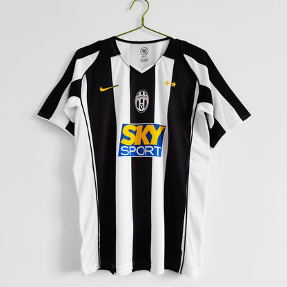 Juventus 2004/05 Home Kit